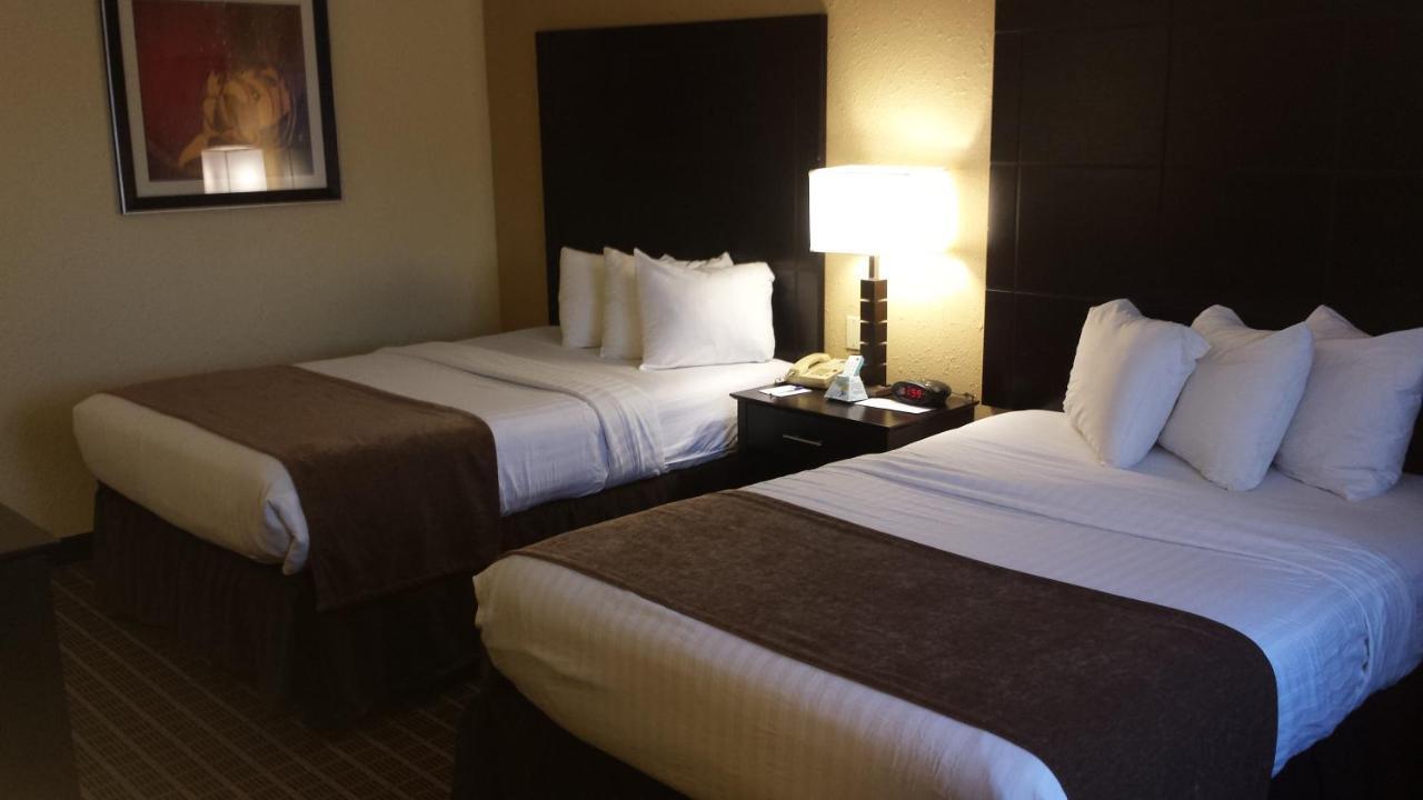 Quality Inn & Suites Morgantown - University Area Eksteriør billede